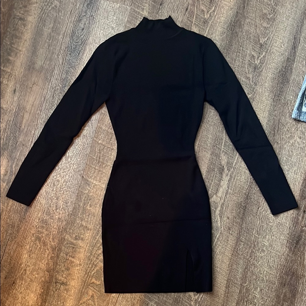 Windsor Black Long-Sleeve Dress
